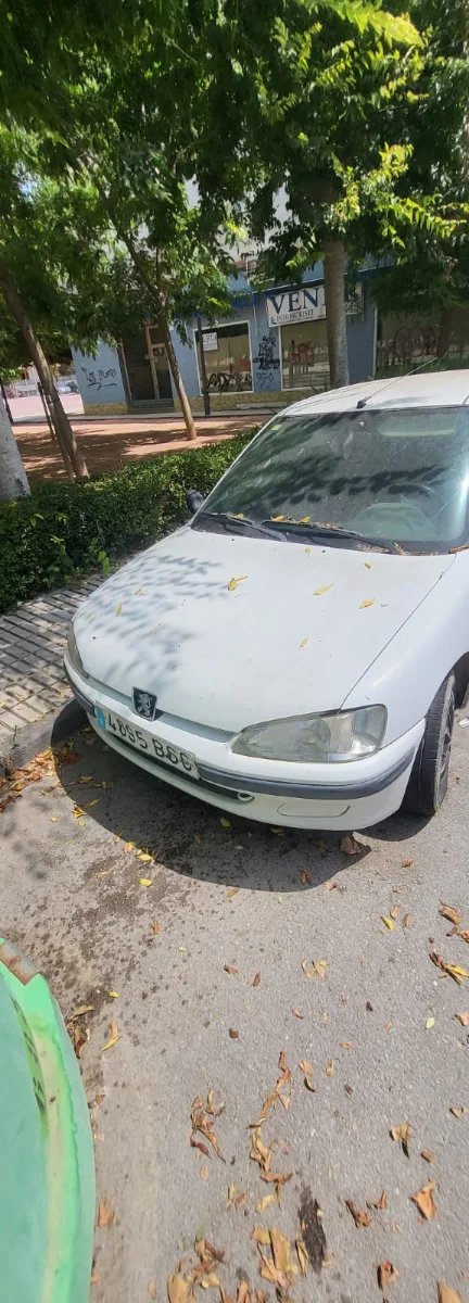 Peugeot 106 2002 - foto 1