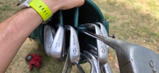 Bolsa y 12 palos de golf Eitsushiba