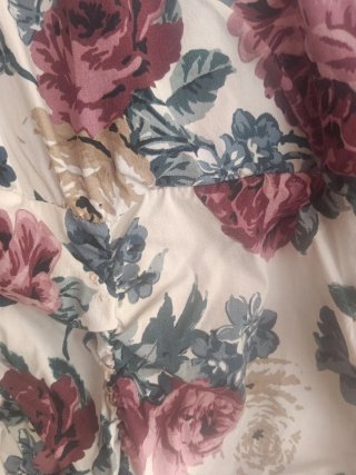 Vestido Stradivarius floral talla L