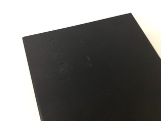 E746512-0 PC LENOVO THINKCENTRE M910Q