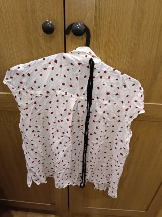 Lote 3 camisas sin mangas estampadas