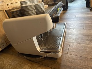 Cafetera Industrial Futurmat Ariete F3