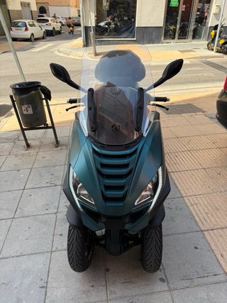 Peugeot Metropolis 400i SW Scooter 3 Ruedas