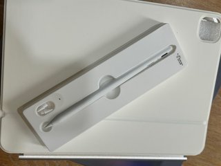 Funda Teclado Raton iPad A16 11gen +  Metapen A8