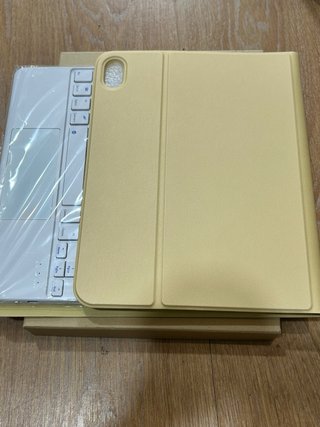 Funda Teclado Raton iPad A16 11gen +  Metapen A8