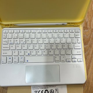 Funda Teclado Raton iPad A16 11gen +  Metapen A8