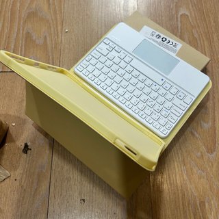 Funda Teclado Raton iPad A16 11gen +  Metapen A8