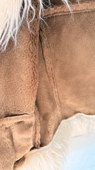 Cazadora Stradivarius con pelo