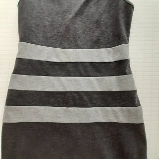 Tubino grigio MESANGE elegante con fasce scolpent