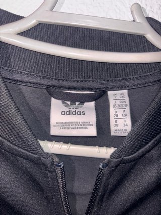 Chaqueta Adidas SST Negra
