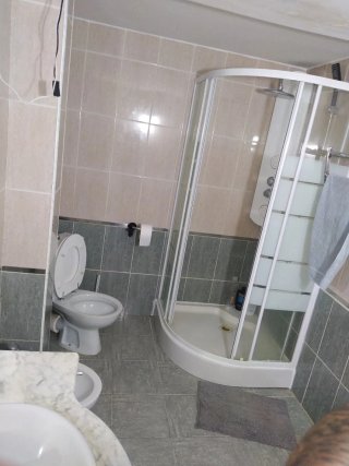 Alquilo habitacion( Todo incluido en el precio)