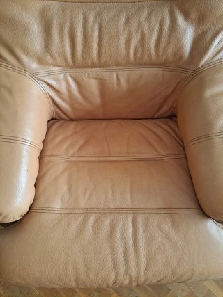 Sillón de piel Granfort marrón