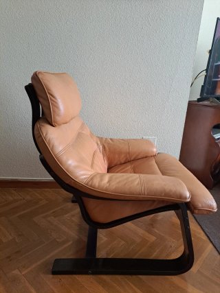 Sillón de piel Granfort marrón