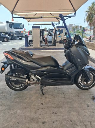 Yamaha Xmax 300 2018 Negra