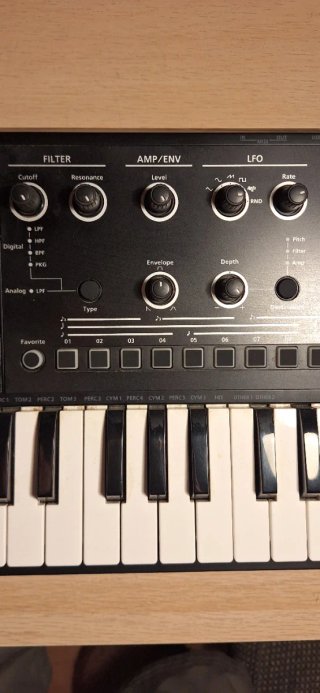 Roland JD-XI Sintetizador