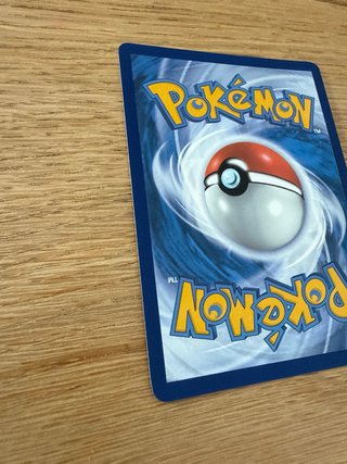 Carta Pokémon Pikachu GG30 en ingles