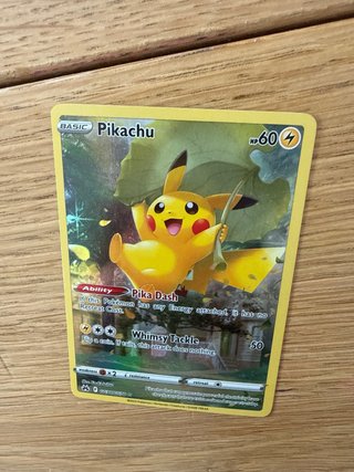 Carta Pokémon Pikachu GG30 en ingles