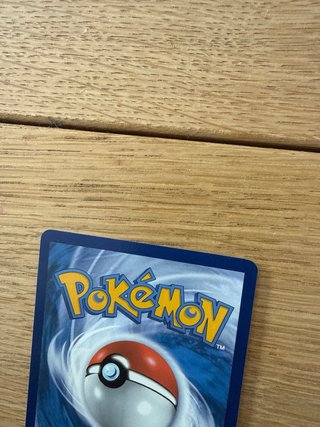 Carta Pokémon Pikachu GG30 en ingles