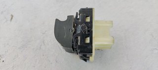 MANDO ELEVALUNAS DELANTERO DERECHO RENAULT CAPTUR
