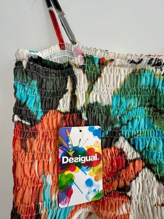 Vestido nuevo estampado tirantes Talla 40