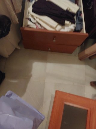 Cajoneras de vestidor de madera