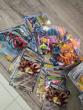 Carte Pokémon V, GX, EX