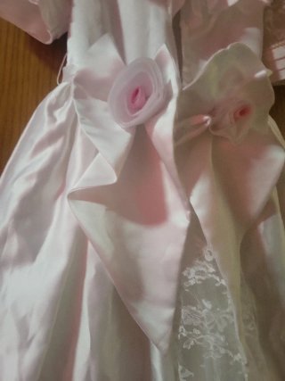 Vestido de comunión rosa y blanco