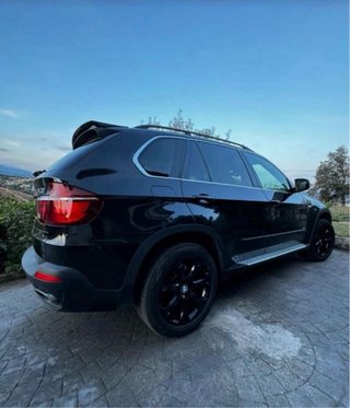 BMW X5 2008 v8 4.8i