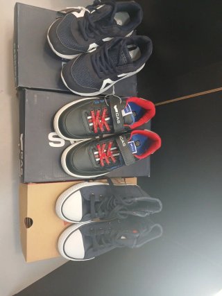 Lote 3 pares zapatillas niño talla 32