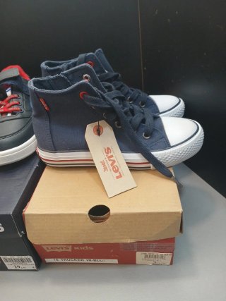 Lote 3 pares zapatillas niño talla 32