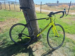 Bicicleta de carretera Megamo Core 30.