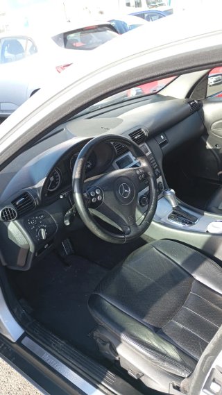 Mercedes-Benz Clase C 2006