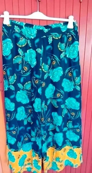 Pantalones pantaloni palazzo fantasia floreale
