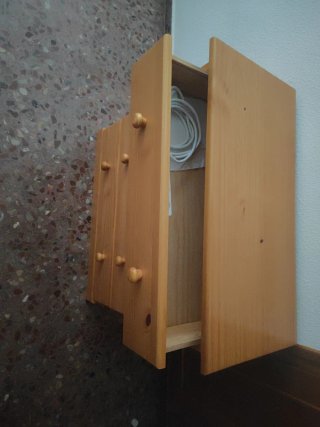 Cómoda de pino nueva