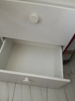 Mueble ropero cómoda ,se pueden quitar los adhesiv