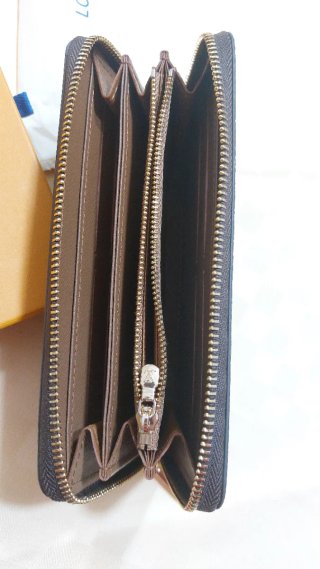 Louis Vuitton Zippy Monogram Marrone