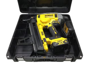 E1208586-0 CLAVADORA ELECTRICA DEWALT DCN890
