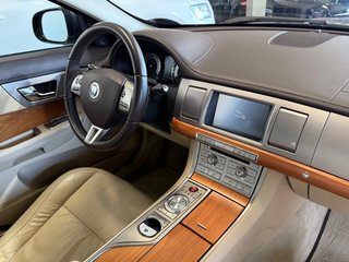 Jaguar XF 3.0 V6 Diesel Luxury 155 kW (211 CV)