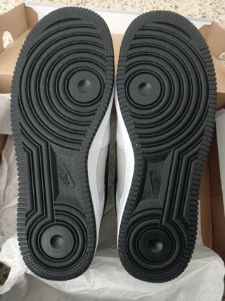 Nike Air Force 1 Blancas y Negras