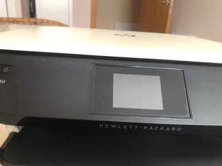 Stampante multifunzione HP Envy 5646