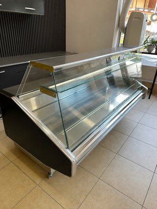 Vitrina expositora refrigerada profesional