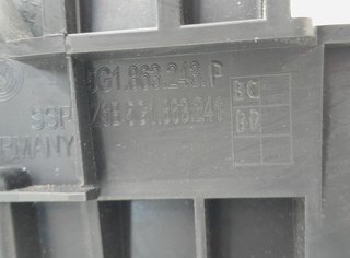 Volkswagen 1146852 5g1863243p consola central golf