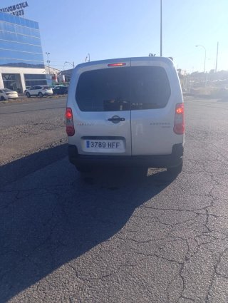 Peugeot patner 2012