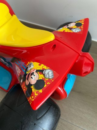 Moto Eléctrica Mickey Disney