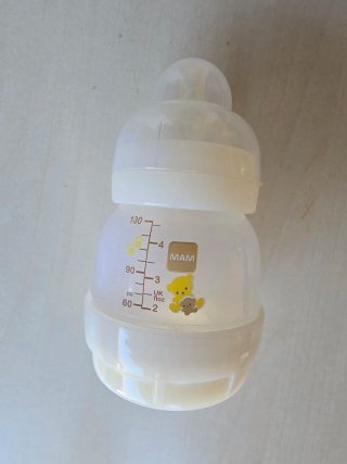 Set 3 biberon Chicco e MAM + ciuccio NUK OMAGGIO
