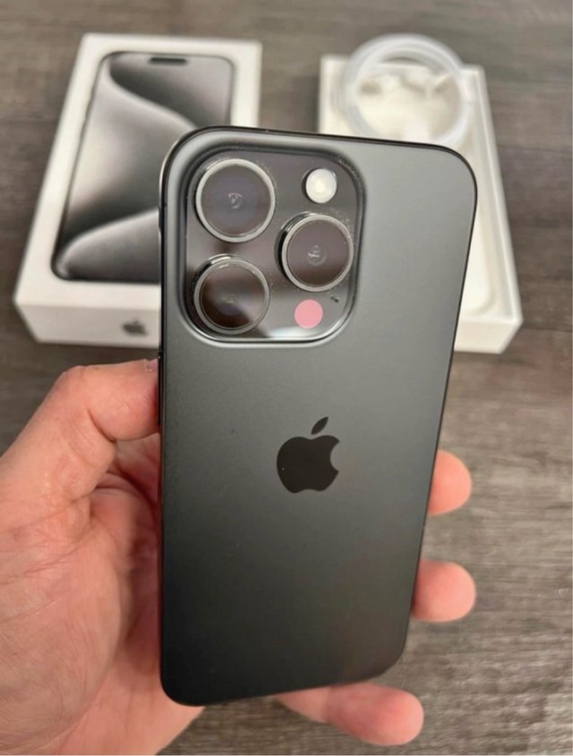 iPhone 15 Pro Max