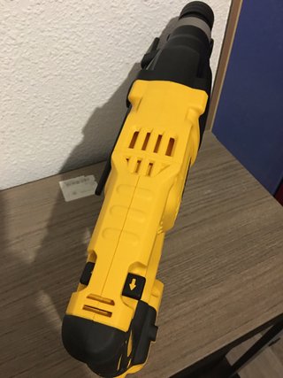 Taladro percutor Original Dewalt DCH133