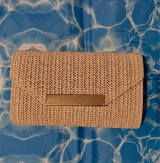 Bolso de mano rafia beige y dorado
