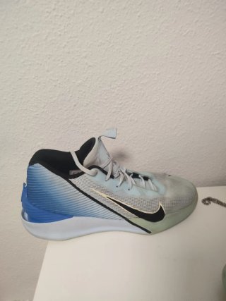 Zapatillas Baloncesto Nike GT Jump Academy