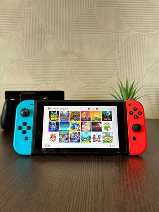 MUCHOS JUEGOS!!! Nintendo Switch con Accesorios